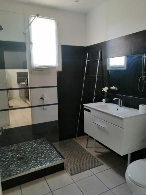 Mas La Farelle Gite, Fitness & Salle De Jeux Gratuite & Spa En Supplement Nimes Exterior photo