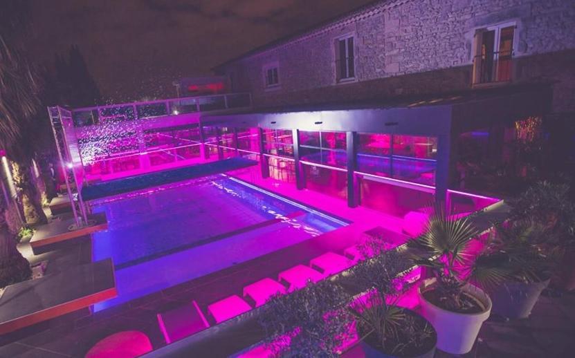 Mas La Farelle Gite, Fitness & Salle De Jeux Gratuite & Spa En Supplement Nimes Exterior photo