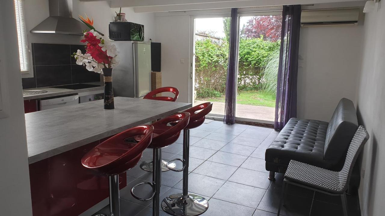 Mas La Farelle Gite, Fitness & Salle De Jeux Gratuite & Spa En Supplement Nimes Exterior photo