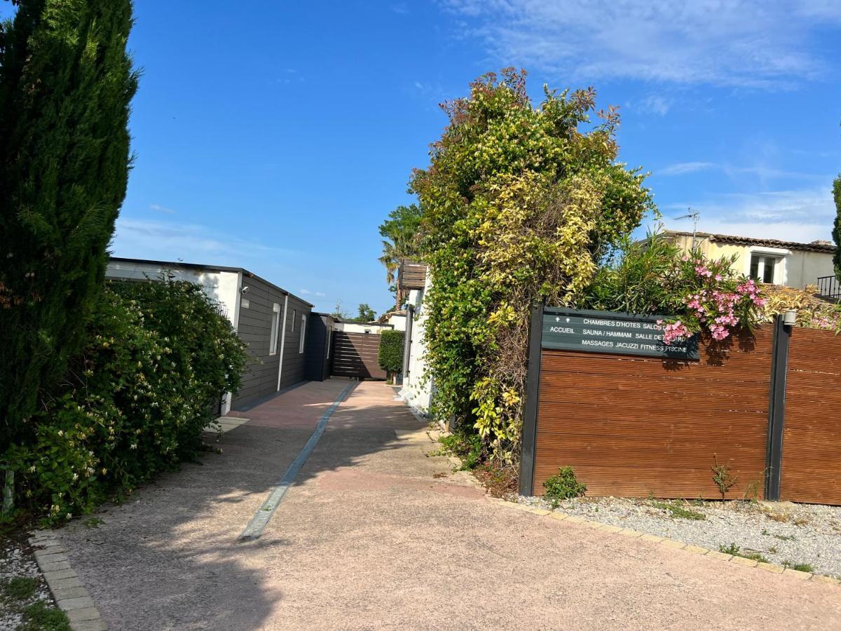 Mas La Farelle Gite, Fitness & Salle De Jeux Gratuite & Spa En Supplement Nimes Exterior photo